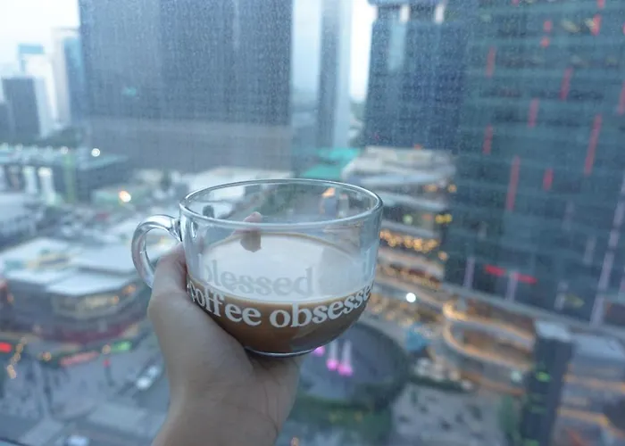 Cozy 1br In Bgc With Great View