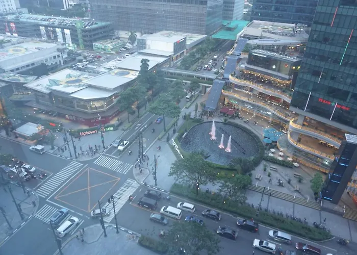 Cozy 1br In Bgc With Great View *