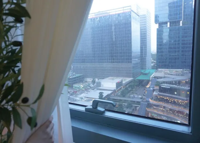 Apartment Cozy 1br In Bgc With Great View