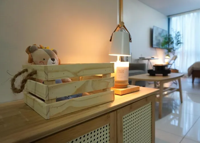 Apartment Cozy 1br In Bgc With Great View *
