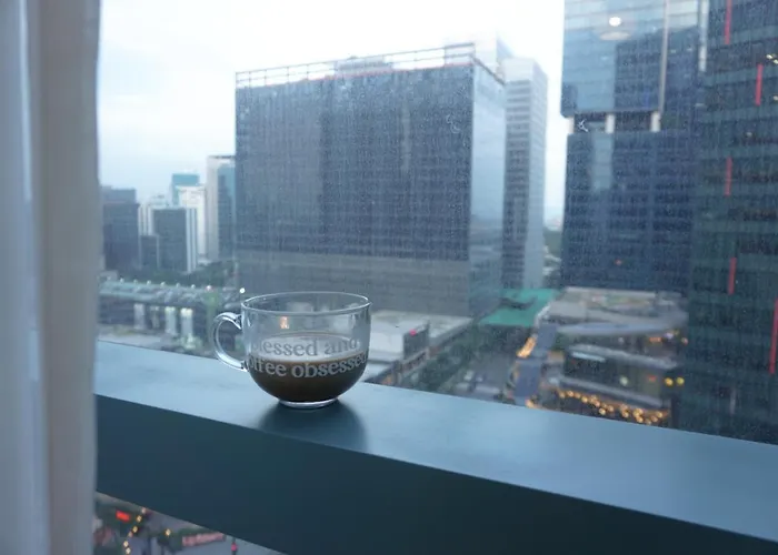 Apartment Cozy 1br In Bgc With Great View